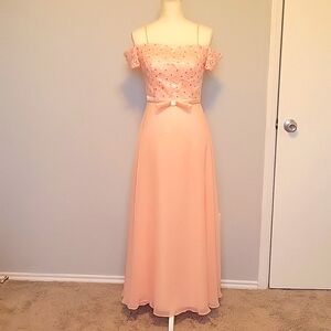 Elegant Blush Pink Elizabeth GLS Off-the-Shoulder Gown, Size Small